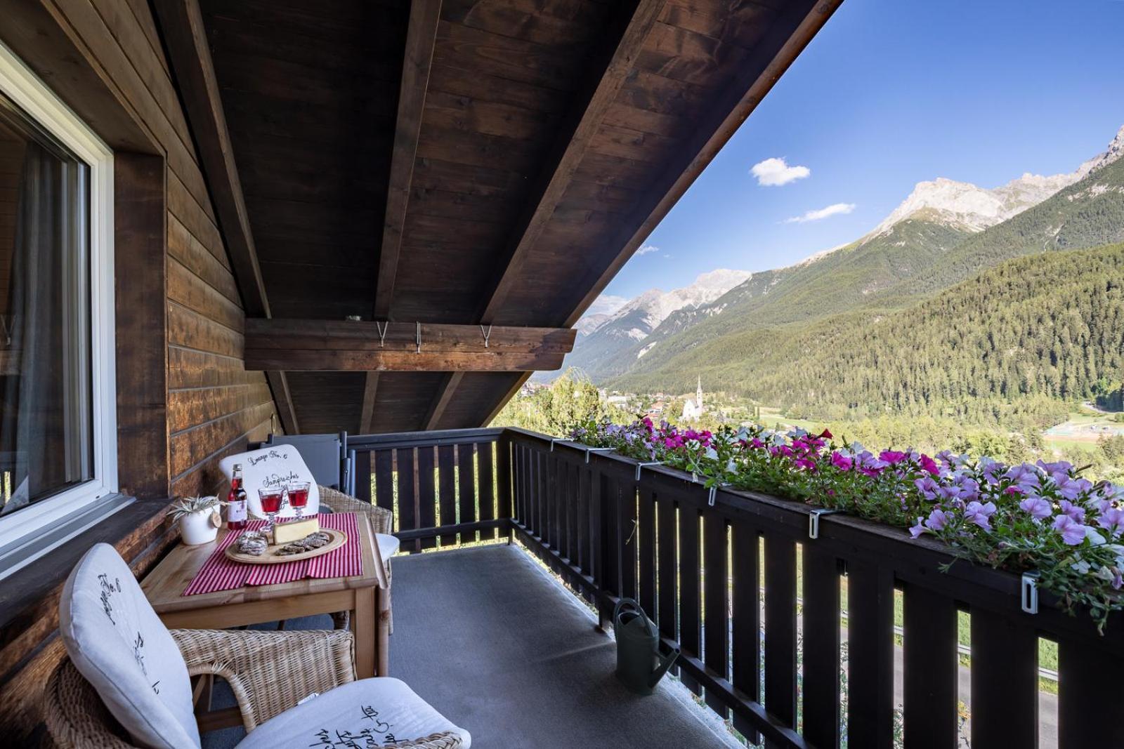 Chasa Gernet Buorcha Appartement Scuol Buitenkant foto
